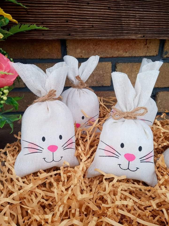 Set of 3 Mini Bunnies - Tiered Tray Decor